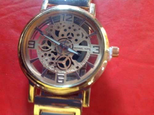(ABSOLUTELY GORGEOUS!!!) Michael Kors (Red hot!!!!) SANTA SPECIAL!!!