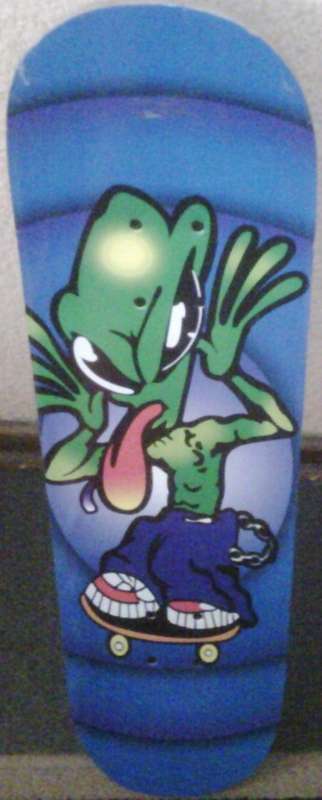 Stylish flying sauser skateboard!!!!! Marked down to a crazy R85!!!!!!!