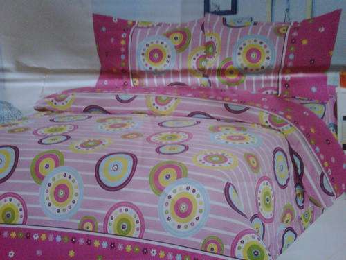 Stunning 100% cotton 6pc Queen size duvet cover set!!!!! Sleep like a real queen at night!!!! :)