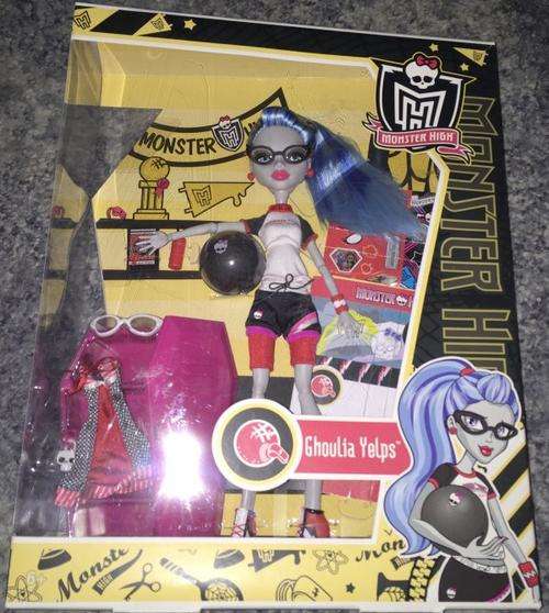 Monster High Ghoulia Yelps 2 Doll (FREE Shipping)