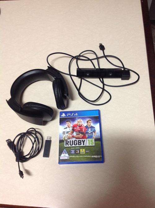 PS4 accessories (3 in 1)