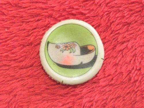 SA wonderful world of coke bottle cap liner