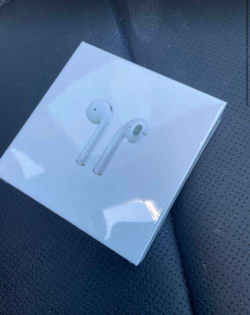 Apple AirPods 2nd Generation