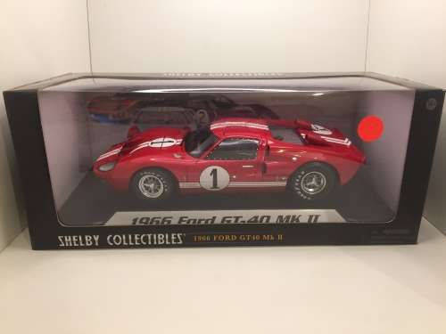 Shelby Collectables scale 1:18 1966 Ford GT-40 MkII