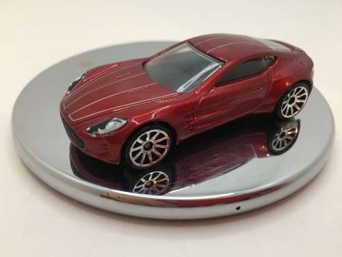 Hotwheels Aston Martin One-77 - Red - Loose / uncarded - excellent condition