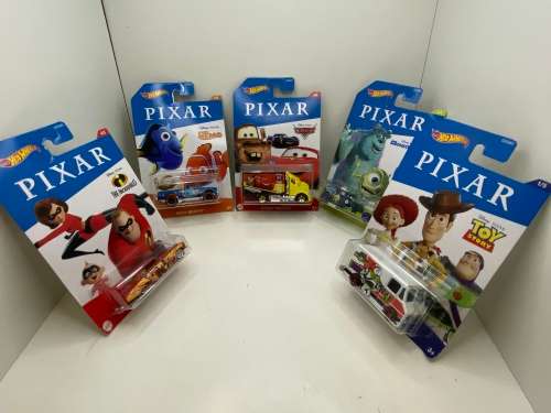 Complete Hotwheels PIXAR theme set ( 5 off in the set ) - Carded, perfect condition
