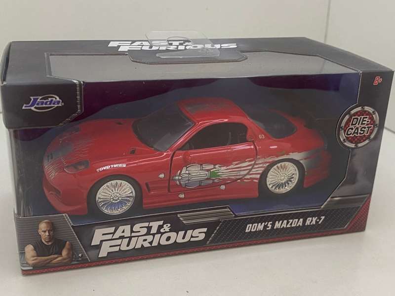 Dom`s Mazda RX-7 - Jada Scla 1/32