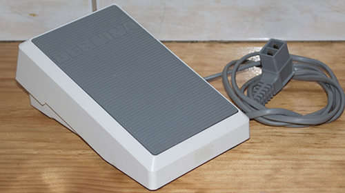 Bernina foot pedal control ** Excellent tested condition **