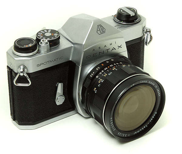 Vintage Asahi spotmatic with wide angle takumar ** Great condition **
