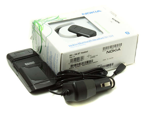 Hands free Bluetooth for car and Nokia bluetooth headset ** Both excellent working condition