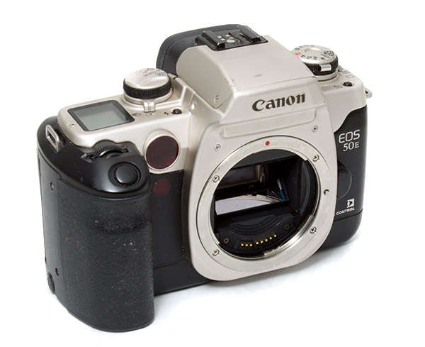 Canon EOS 50 E film body  ** 100% tested and functional  **
