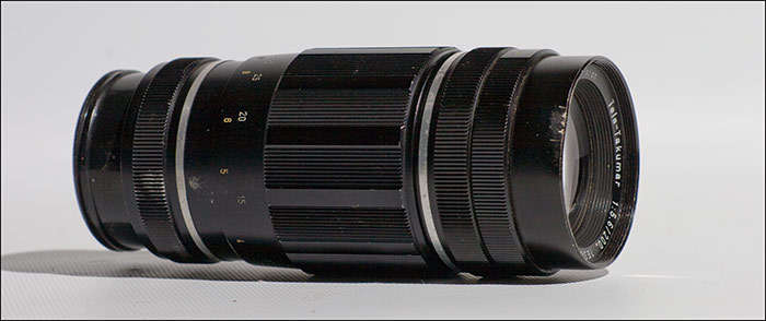 TELE TAKUMAR 200mm 5.6 LENS