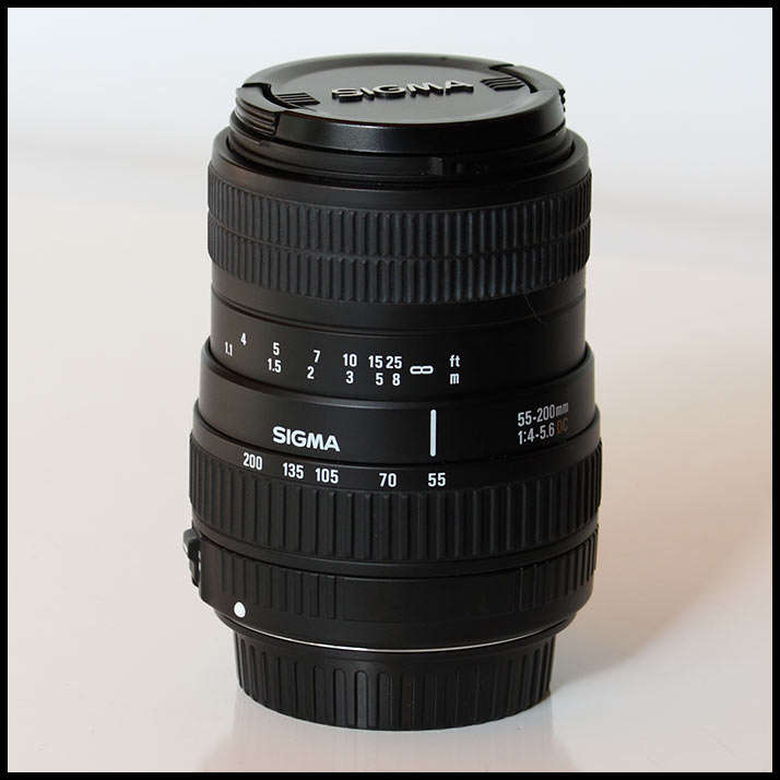 SIGMA 55-200mm 1:4-5.6 DC FOR CANON**EXCELLENT**