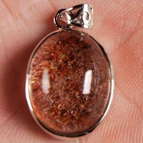 Rutilated quartz pendant in silver