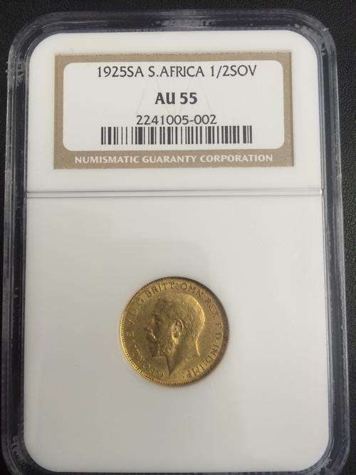 SOUTH AFRICAN 1/2 SOVEREIGN AU55 - SCARCE