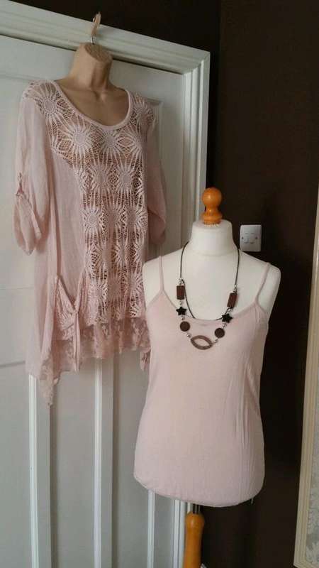 Ladies Lace Tunic two piece set lagenlook with necklace Nude Pink Freesize 14-18  from India