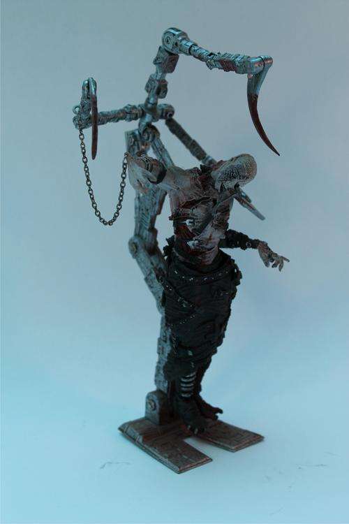 MCFARLANEâS - CLIVE BARKERâS TORTURED SOULS 2  - ZAIN â 6 INCH