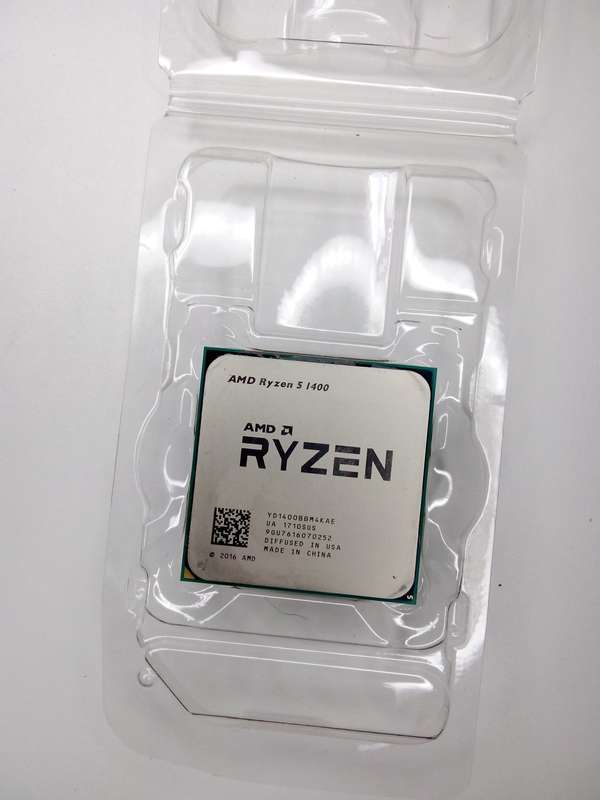AMD Ryzen 5 1400 4 Cores 8 Threads up to 3.4 GHz