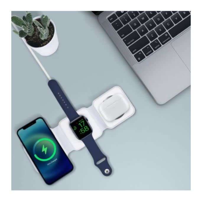 3 in 1 Wireless Charger 15W, Magnetic Charging Station - Foldable