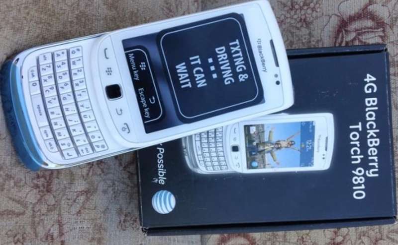 4G BLACKBERRY TORCH 2 - 9810 1.2Ghz BRAND NEW - DO NOT MISS OUT