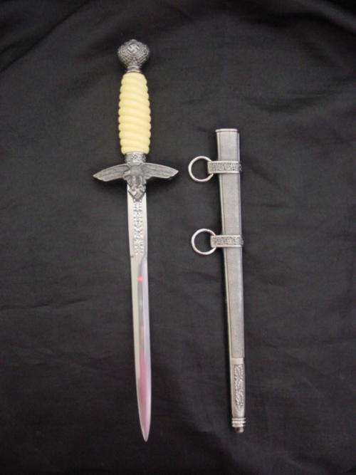 ww2 German Luftwaffe Dagger (replica)