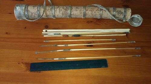 OLD AFRICAN KOI-SAN QUIVER BOW AND ARROWS