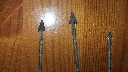 OLD AFRICAN KOI-SAN QUIVER BOW AND ARROWS