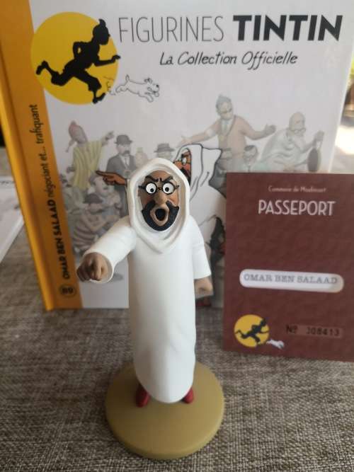 Tintin and the Crab with the Golden Claw - Omar Ben Salaad - trader and trafficker figurine