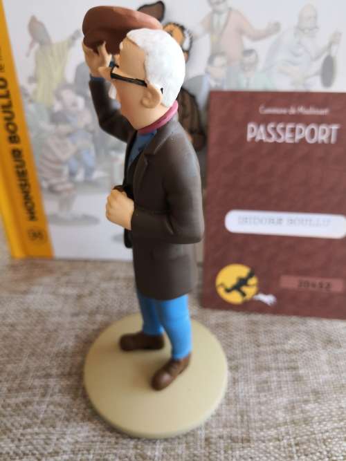 Tintin - The Castafiore Emerald - Monsieur Boullu - the marble worker - from page 62