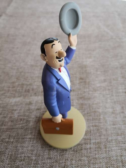 Tintin - The Castafiore Emerald - Seraphin Lampion - with a briefcase