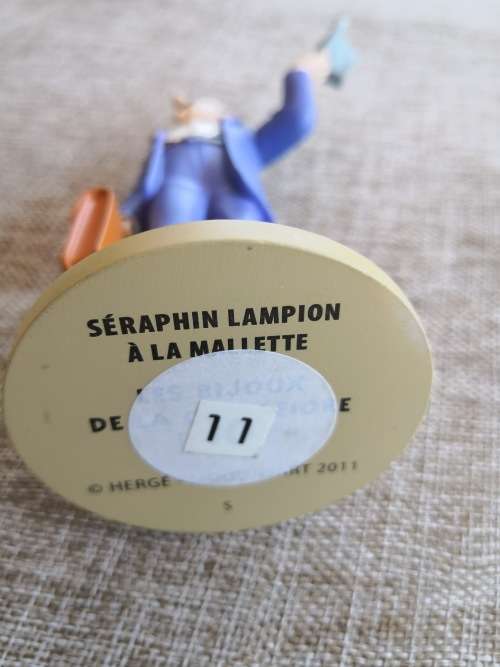 Tintin - The Castafiore Emerald - Seraphin Lampion - with a briefcase