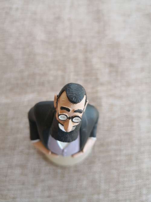 Tintin - The 7 Crystal Balls - Professor Bergamotte Hilare - from page 28