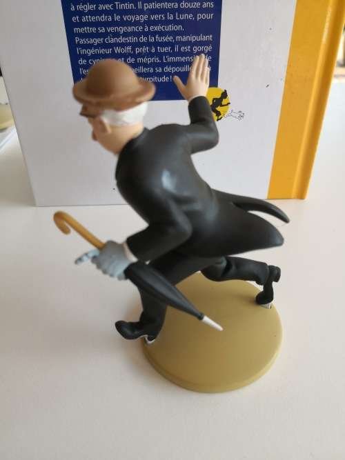 Tintin - The Secret of the Unicorn - Aristide Filoselle - The wallet thief - from page 32