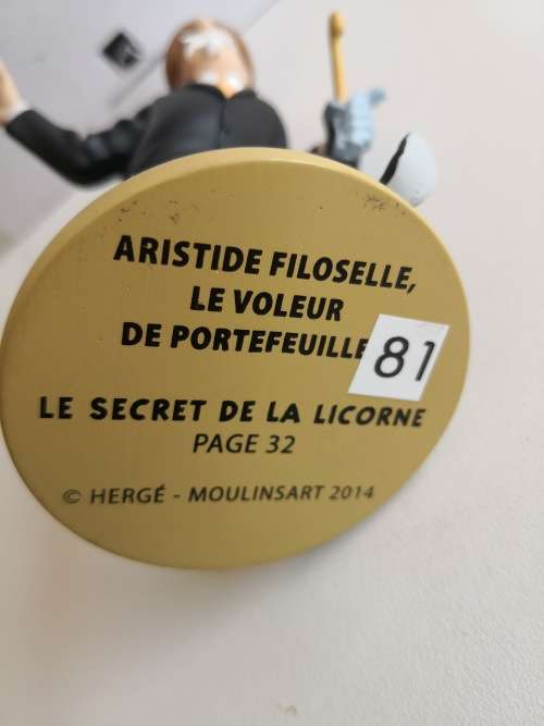 Tintin - The Secret of the Unicorn - Aristide Filoselle - The wallet thief - from page 32