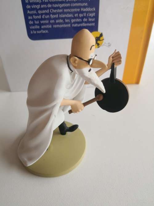 Tintin - The Shooting Star - Professor Phillippulus - The Preacher from page 7