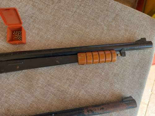 Daisy BB toy rifles