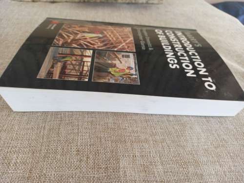 Barry`s Introduction to Construction of Buildings - Stephen Emmitt and Christopher Gorse