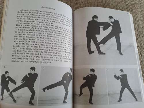 Bruce Lee`s Fighting Method - skill in techniques - Bruce Lee and M Uyehara