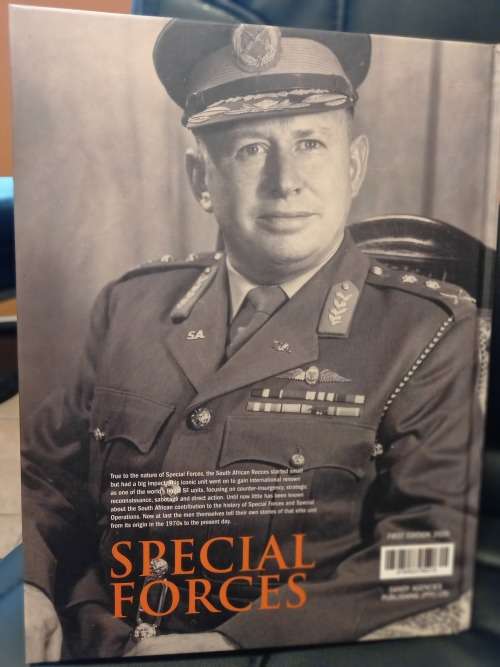 SASF - South African Special Forces - The Men Speak - Jonathan Pittaway and Douw Steyn * SIGNED*
