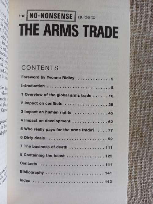 The No-Nonsense Guide to the Arms Trade - Gideon Burrows