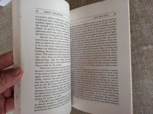 Dead Clients Dont Pay - The Bodyguards Manual - Leroy Thompson - Paladin Press