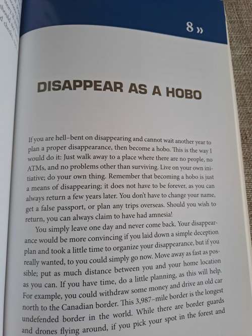 Soldier of Fortune - Guide to How to Disappear and Never be Found - Barry Davies BEM