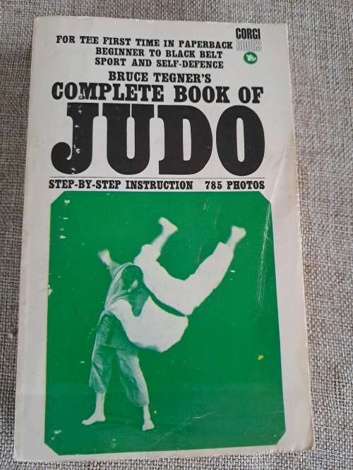 Bruce Tegners Complete Book of Judo