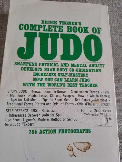 Bruce Tegners Complete Book of Judo