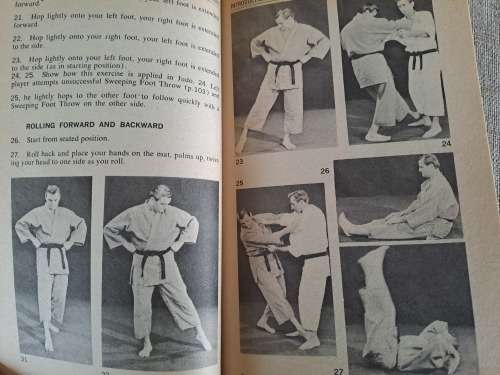 Bruce Tegners Complete Book of Judo