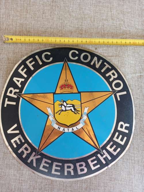 Old Natal Traffic Control / Verkeerbeheer magnetic car badge