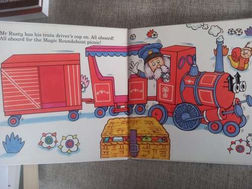 The Magic Roundabout - The picnic express - lift the flap book