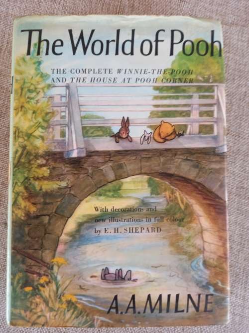 The World of Pooh - the complete Winnie-the-Pooh - A A Milne