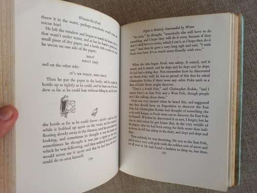 The World of Pooh - the complete Winnie-the-Pooh - A A Milne