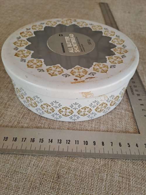Biscuit Tin - Round White